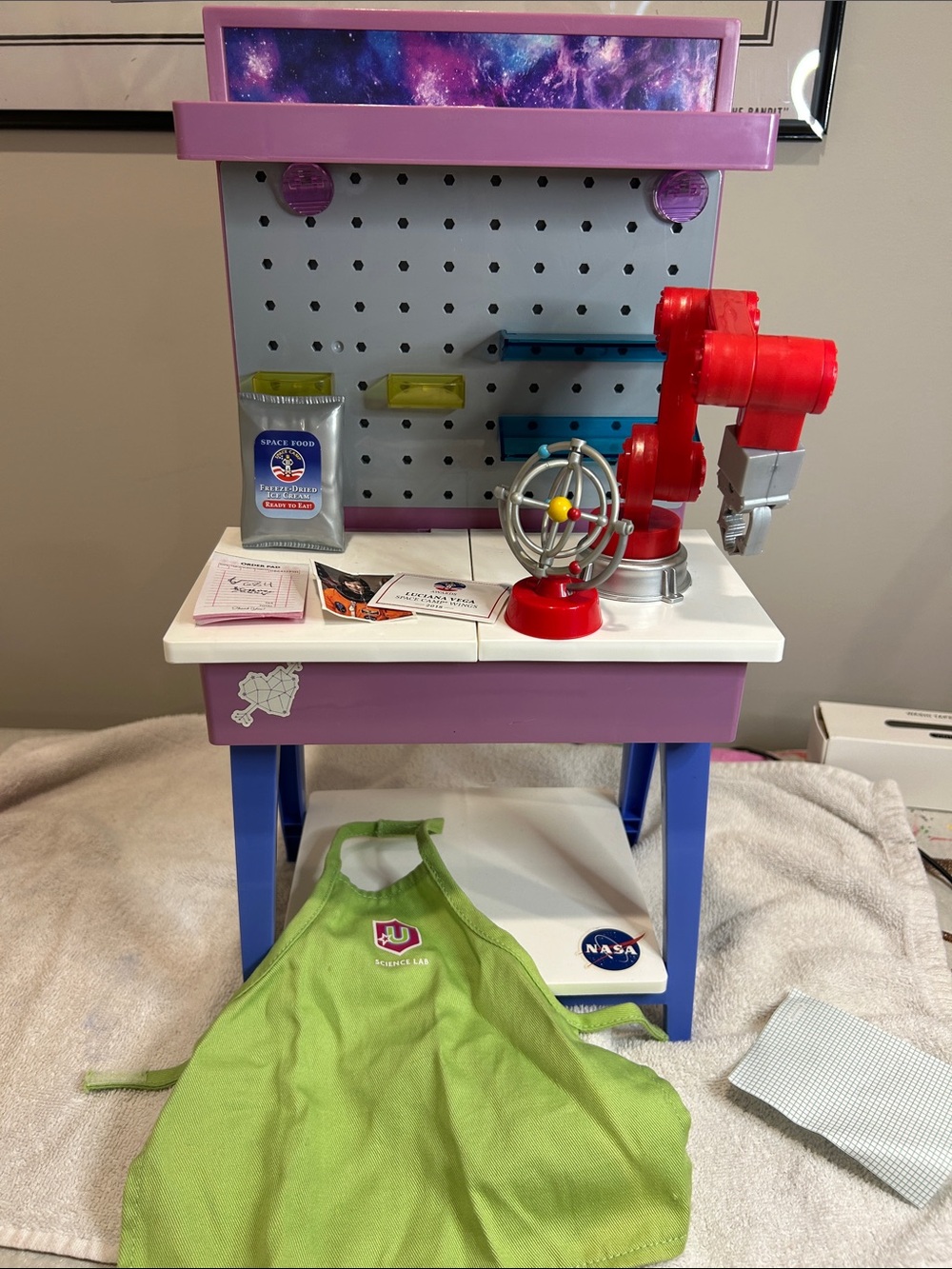 American Girl Science Set for 18” doll